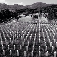 Srebrenica-masovna_grobnica