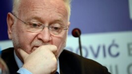 Žarko Korać
